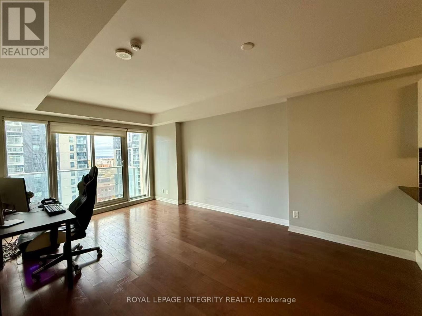 












1203 - 242 RIDEAU STREET

,
Ottawa,




Ontario
K1N0B6

