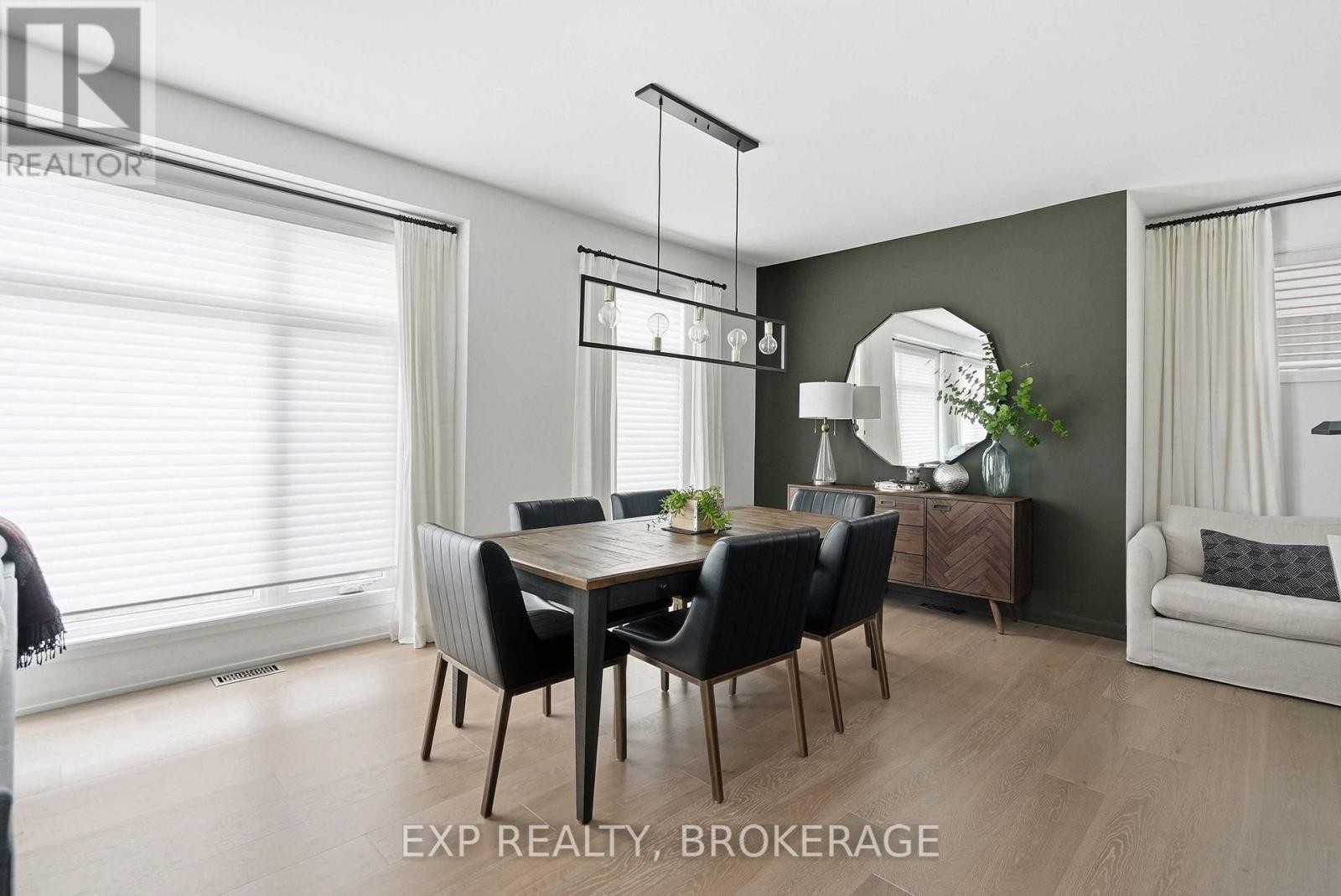 












59 CHERRY BLOSSOM PRIVATE

,
Ottawa,




Ontario
K2H0C4

