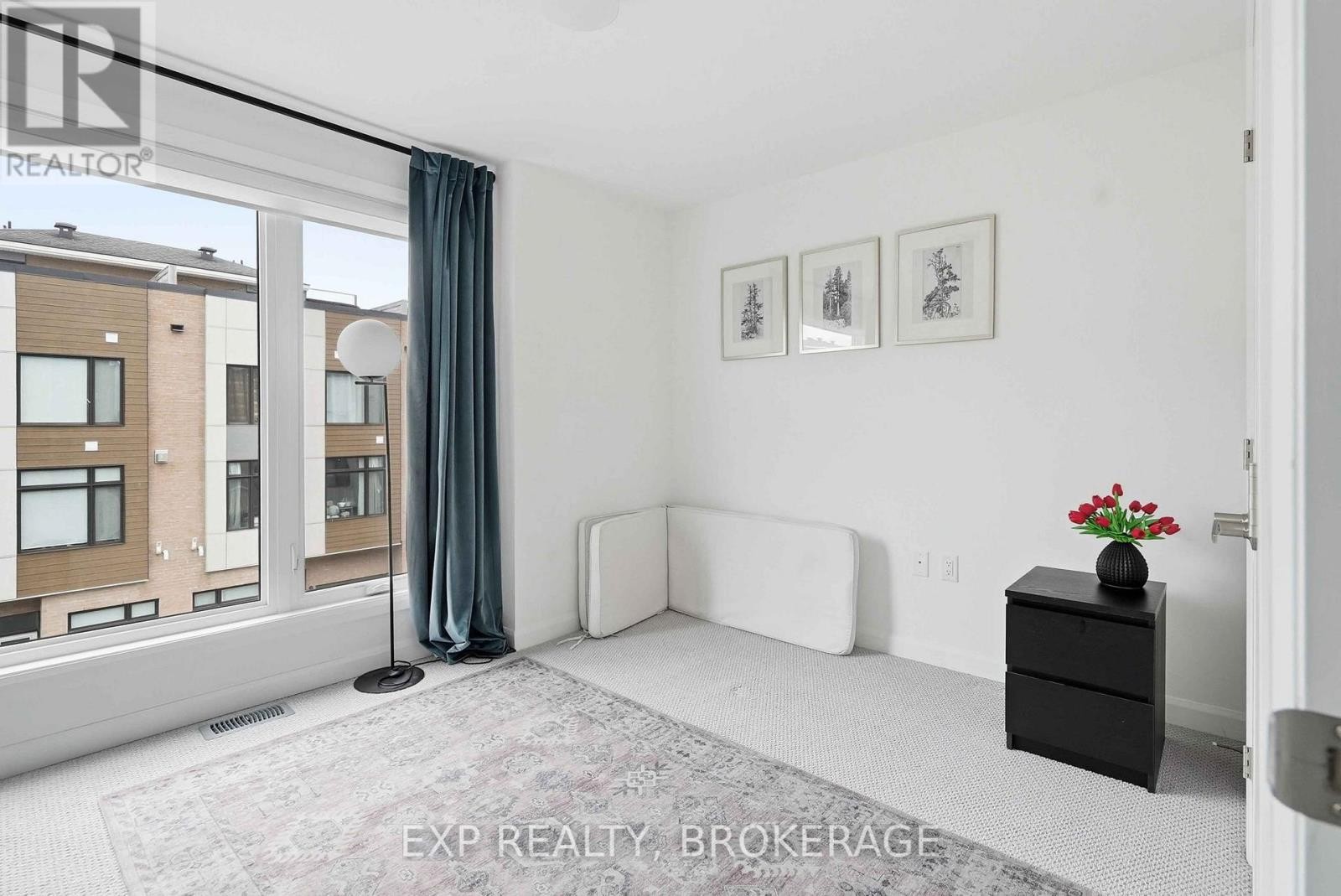 












59 CHERRY BLOSSOM PRIVATE

,
Ottawa,




Ontario
K2H0C4

