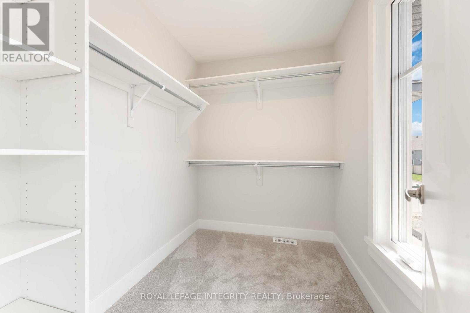 












1166 COPE DRIVE

,
Ottawa,




Ontario
K2S3C4

