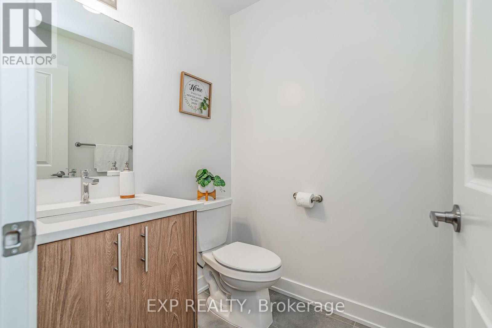 












92 BIG DIPPER STREET

,
Ottawa,




Ontario
K4M0L9

