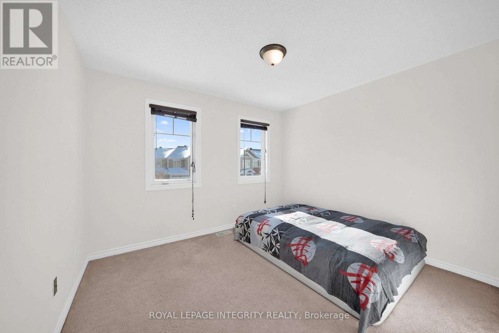 












332 SONG SPARROW STREET

,
Ottawa,




Ontario
K2J5Y9

