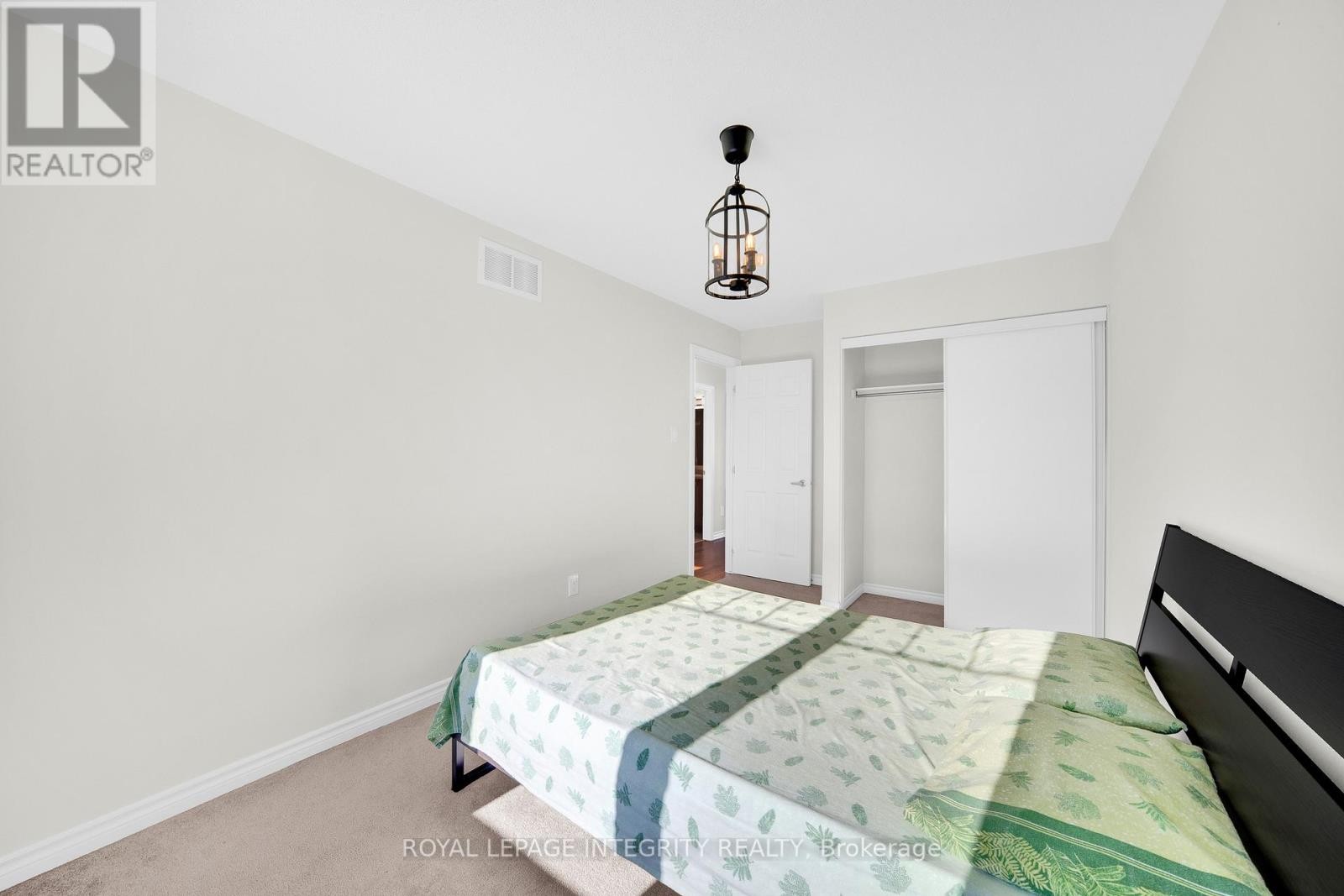 












332 SONG SPARROW STREET

,
Ottawa,




Ontario
K2J5Y9

