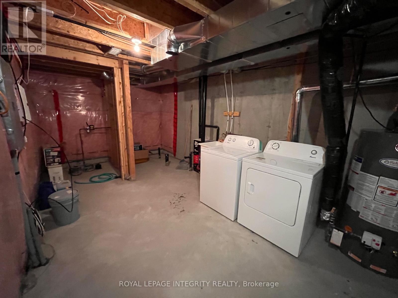 












332 SONG SPARROW STREET

,
Ottawa,




Ontario
K2J5Y9

