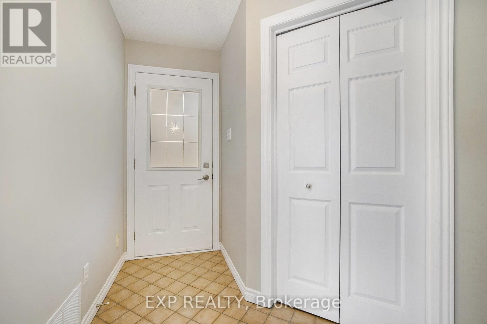 












67 LAFLECHE BOULEVARD

,
Casselman,




Ontario
K0A1M0

