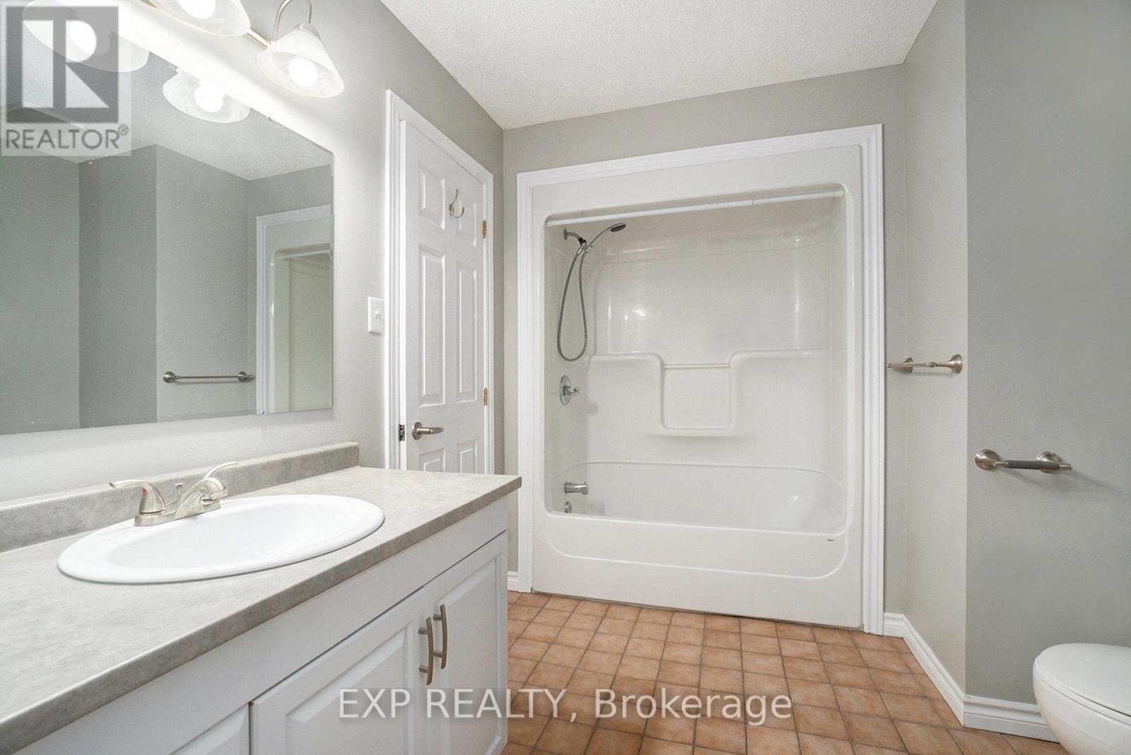 












67 LAFLECHE BOULEVARD

,
Casselman,




Ontario
K0A1M0

