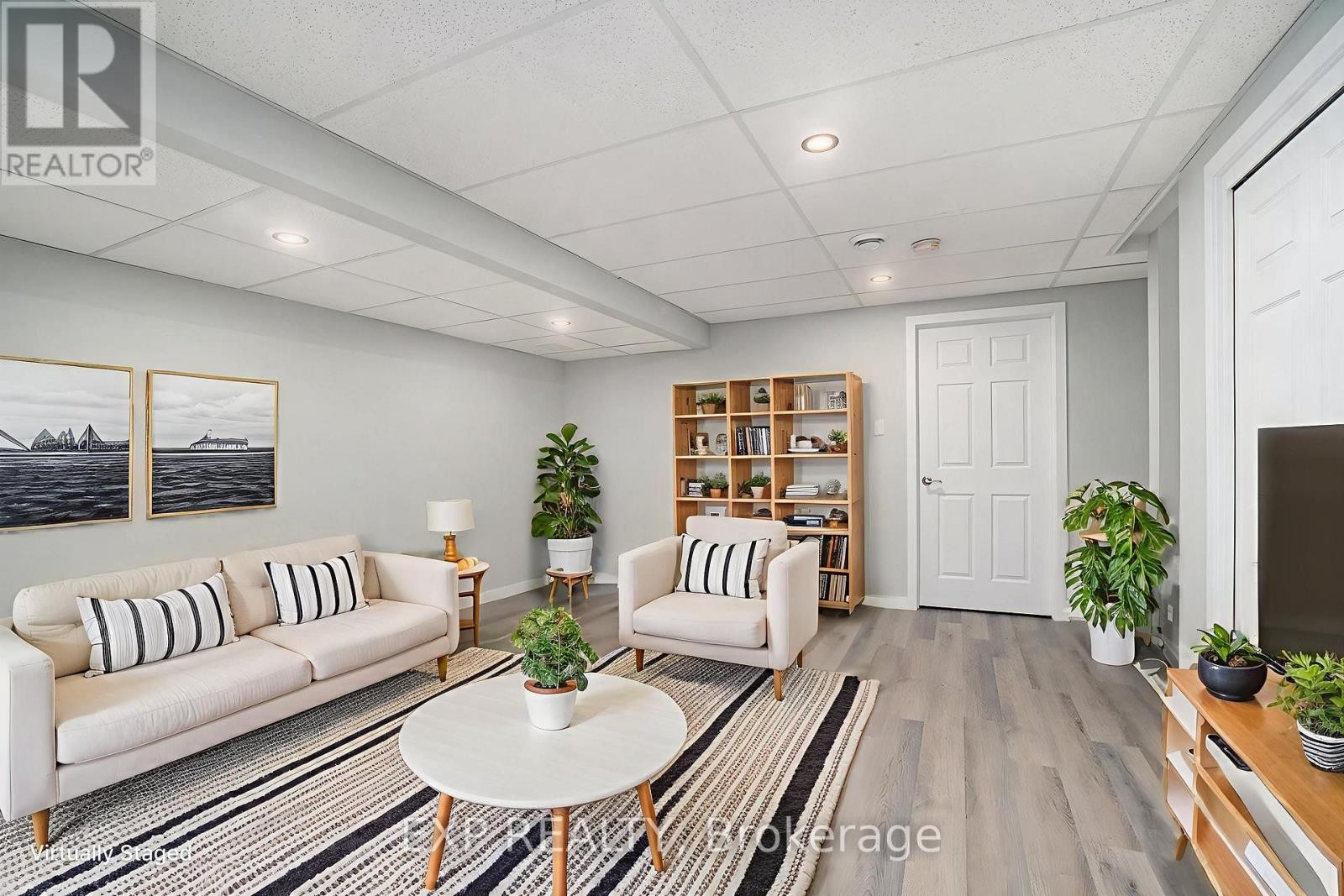 












67 LAFLECHE BOULEVARD

,
Casselman,




Ontario
K0A1M0

