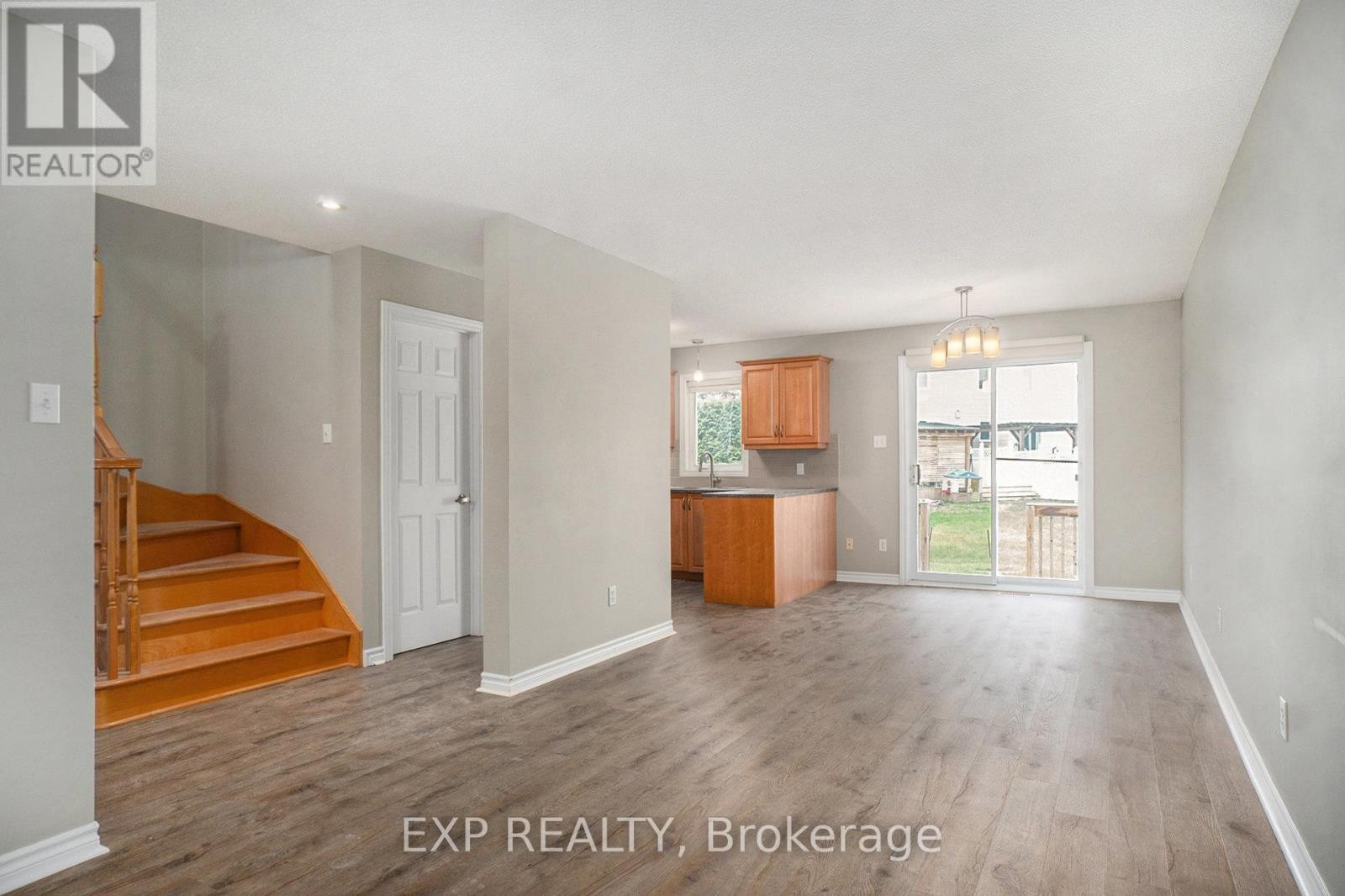 












67 LAFLECHE BOULEVARD

,
Casselman,




Ontario
K0A1M0

