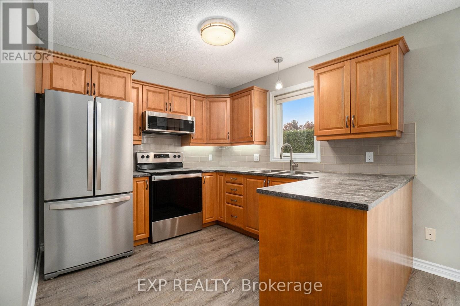 












67 LAFLECHE BOULEVARD

,
Casselman,




Ontario
K0A1M0

