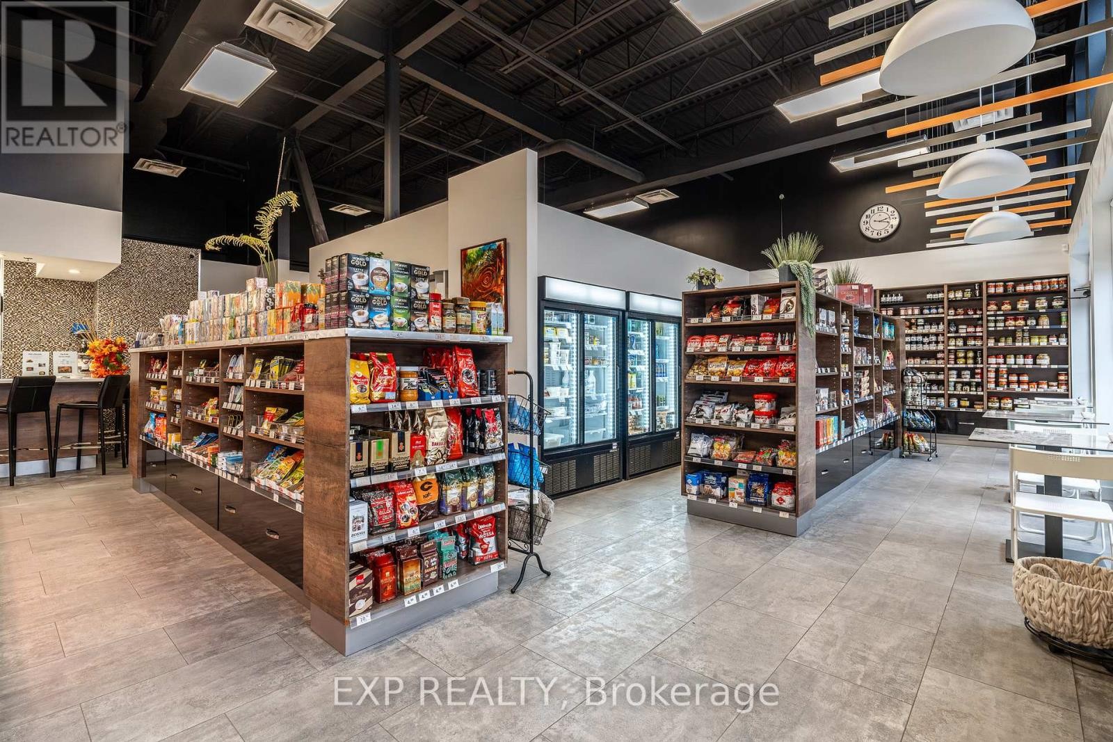 












115-116 - 1884 MERIVALE ROAD

,
Ottawa,




Ontario
K2G1E6

