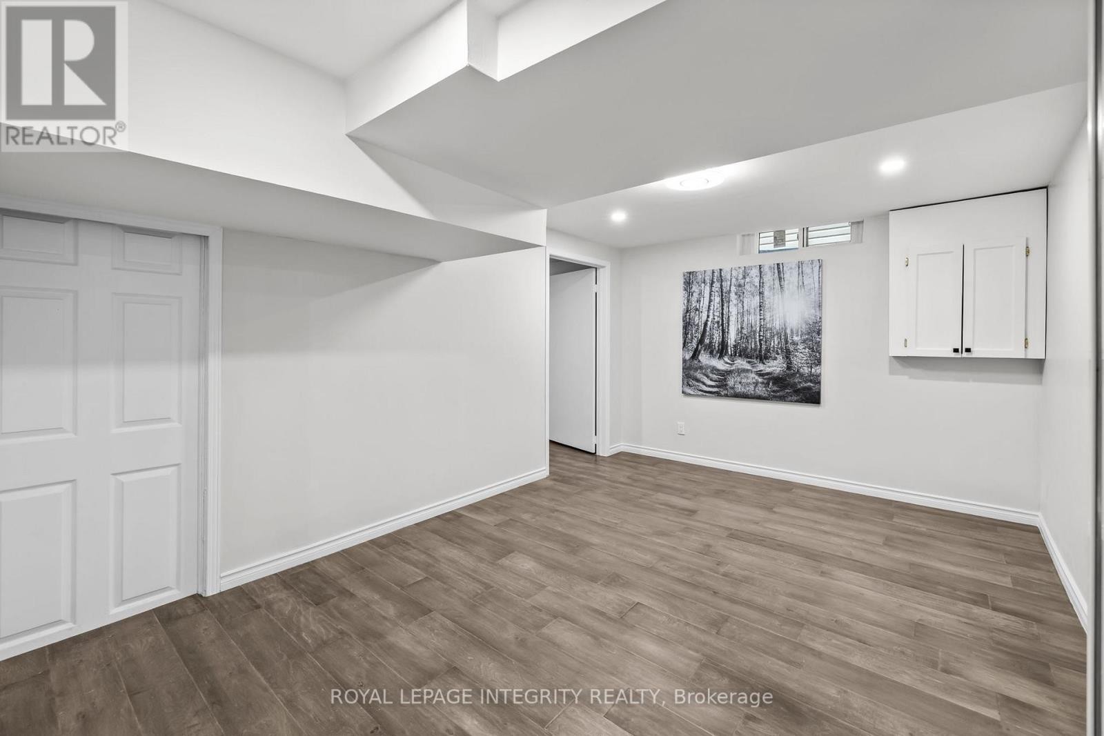 












83 SADDLE CRESCENT

,
Ottawa,




Ontario
K1G5L3

