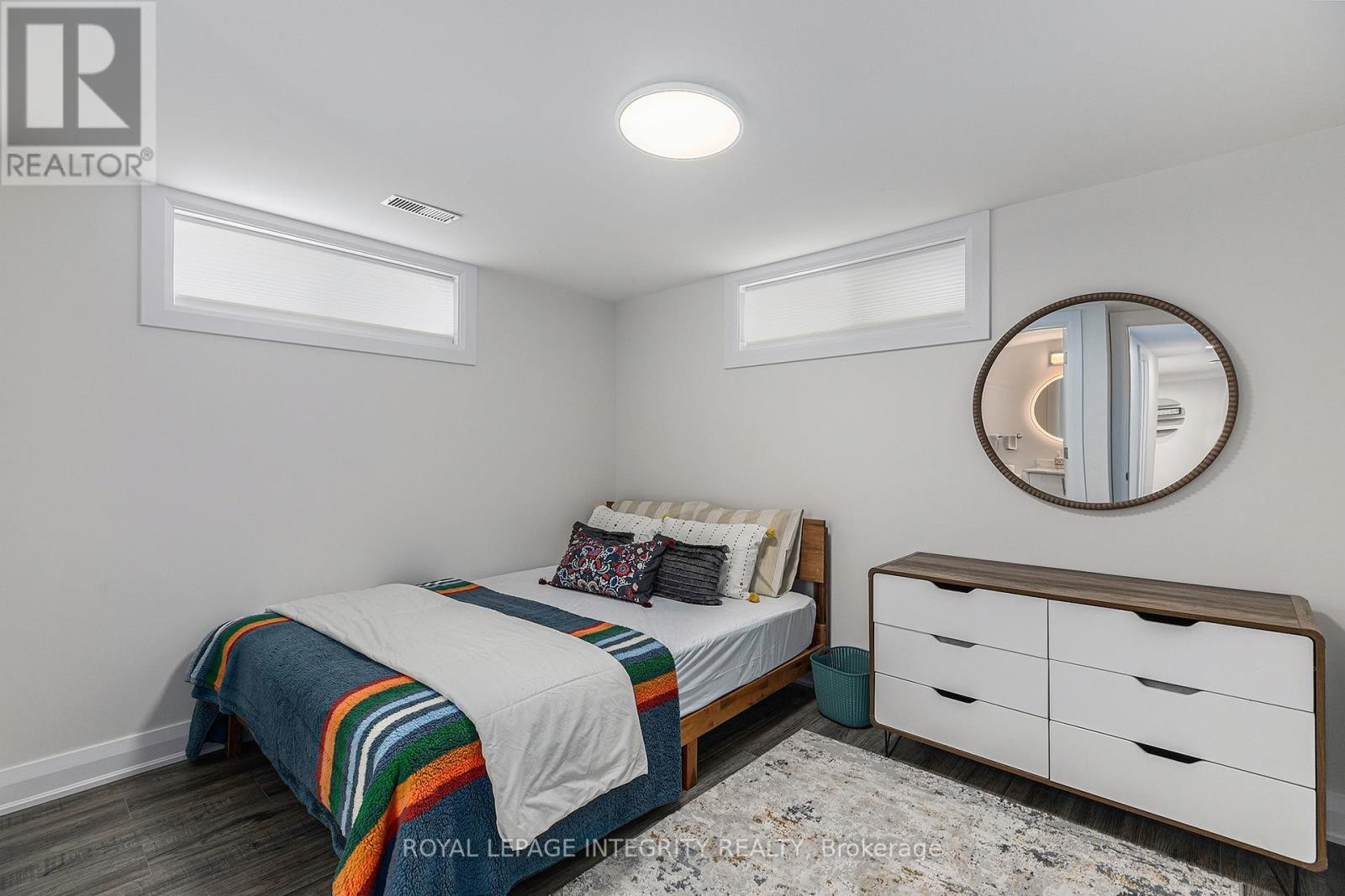 












B - 19 SHERRY LANE

,
Ottawa,




Ontario
K2G3L4

