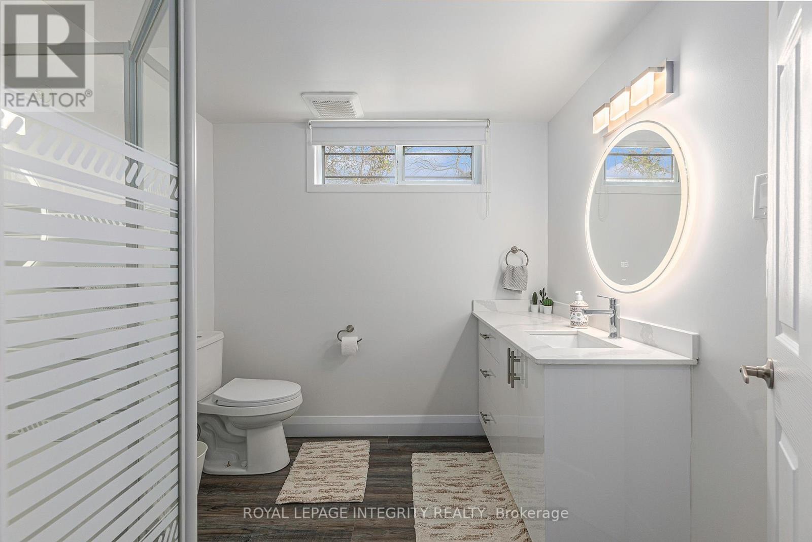 












B - 19 SHERRY LANE

,
Ottawa,




Ontario
K2G3L4

