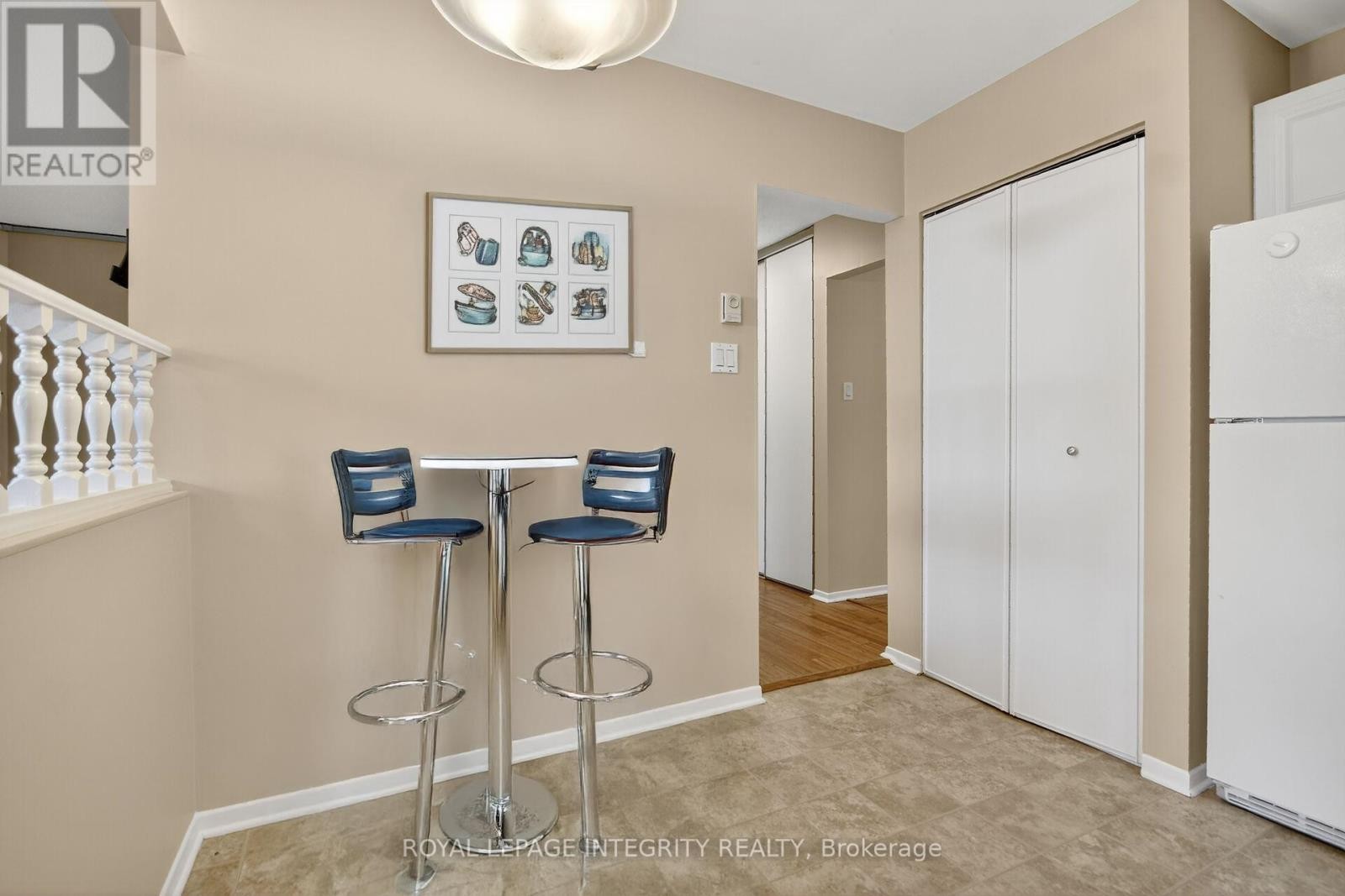 












A - 214 EQUESTRIAN DRIVE N

,
Ottawa,




Ontario
K2M1E2

