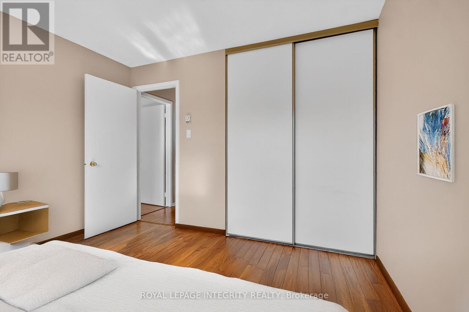 












A - 214 EQUESTRIAN DRIVE N

,
Ottawa,




Ontario
K2M1E2

