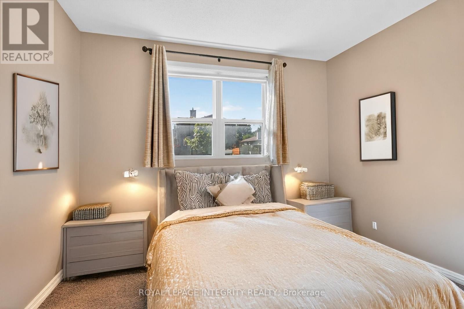 












A - 214 EQUESTRIAN DRIVE N

,
Ottawa,




Ontario
K2M1E2

