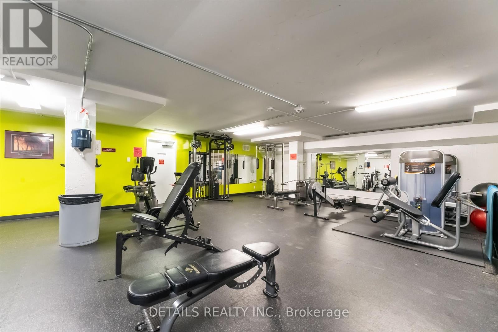 












1910 - 265 POULIN AVENUE

,
Ottawa,




Ontario
K2B7Y8

