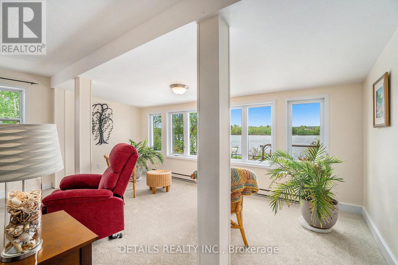 












899 CONCESSION 1 ROAD

,
Alfred and Plantagenet,




Ontario
K0B1L0

