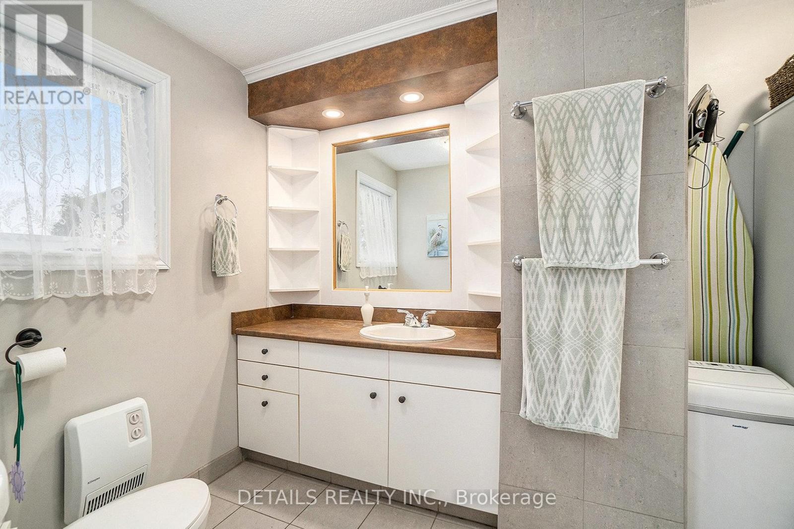 












899 CONCESSION 1 ROAD

,
Alfred and Plantagenet,




Ontario
K0B1L0

