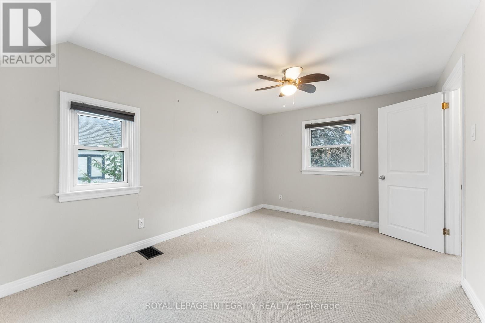 












166 PRINCE ALBERT STREET

,
Ottawa,




Ontario
K1K2A1

