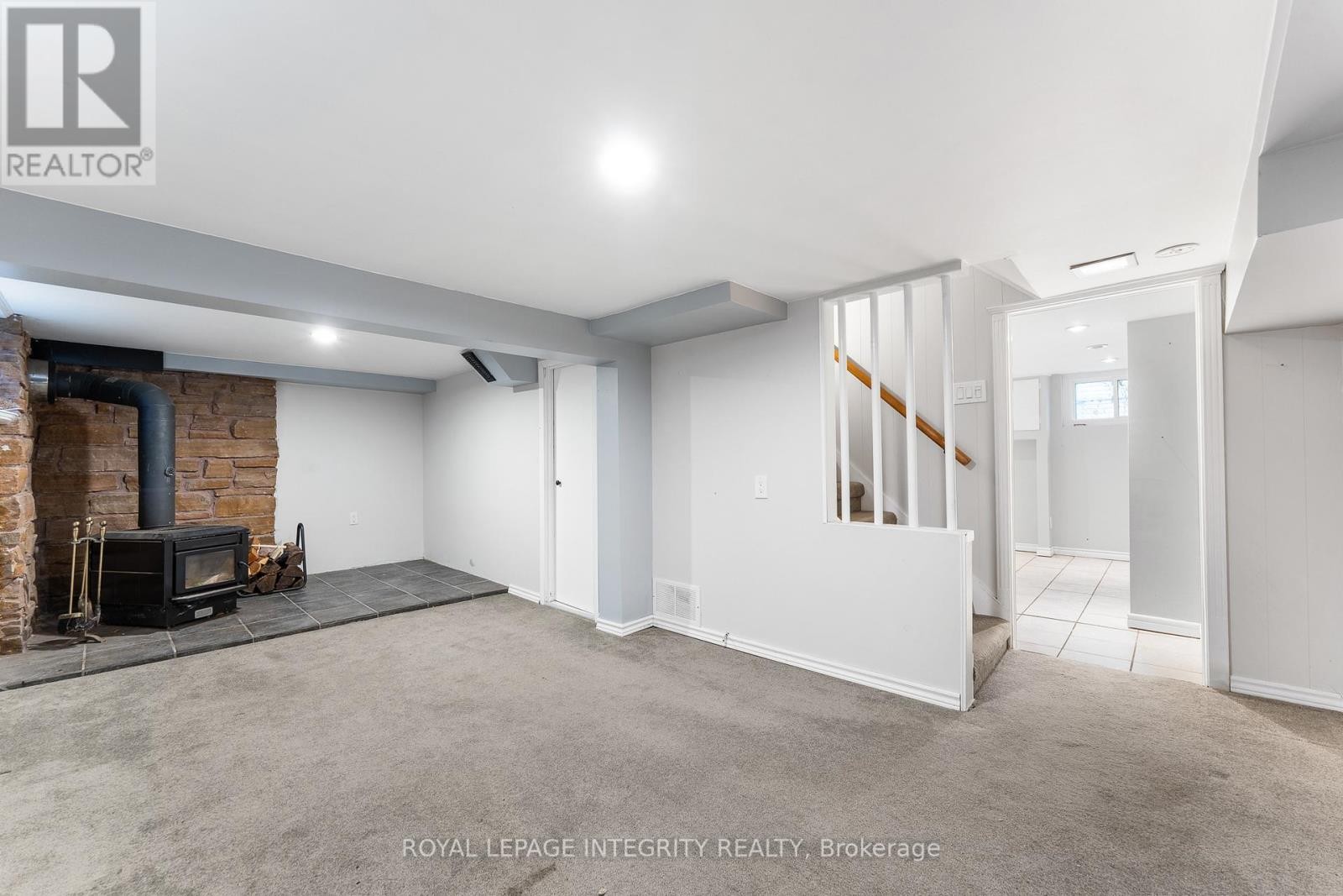 












166 PRINCE ALBERT STREET

,
Ottawa,




Ontario
K1K2A1

