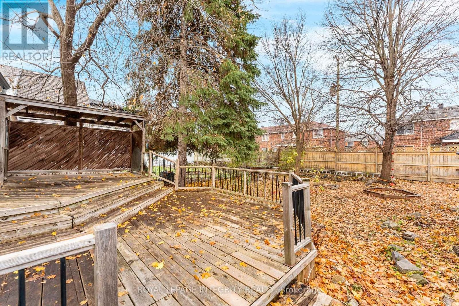 












166 PRINCE ALBERT STREET

,
Ottawa,




Ontario
K1K2A1

