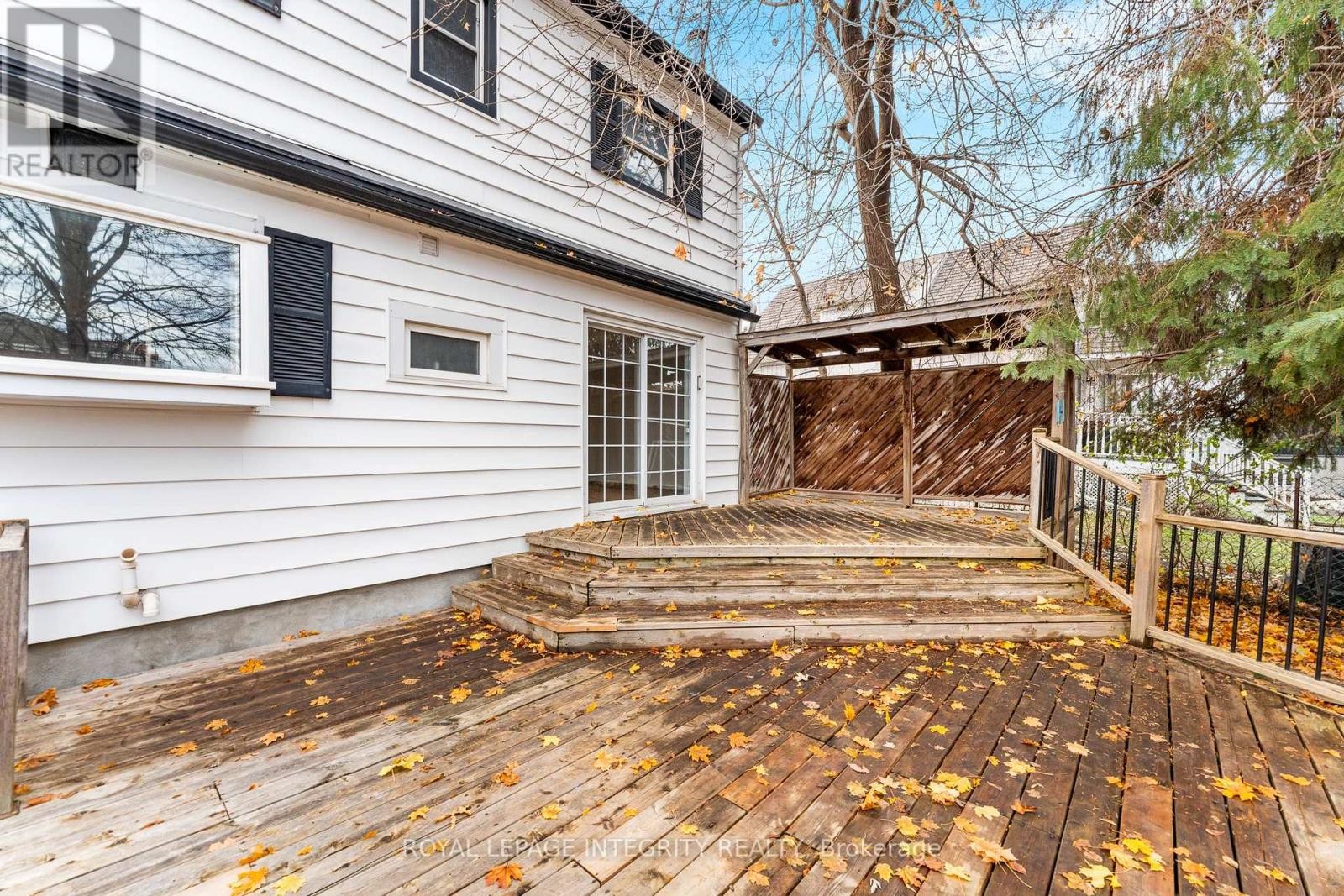 












166 PRINCE ALBERT STREET

,
Ottawa,




Ontario
K1K2A1

