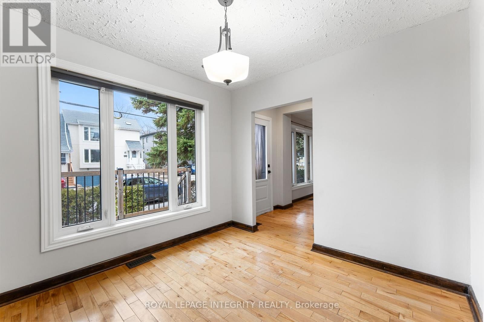 












166 PRINCE ALBERT STREET

,
Ottawa,




Ontario
K1K2A1

