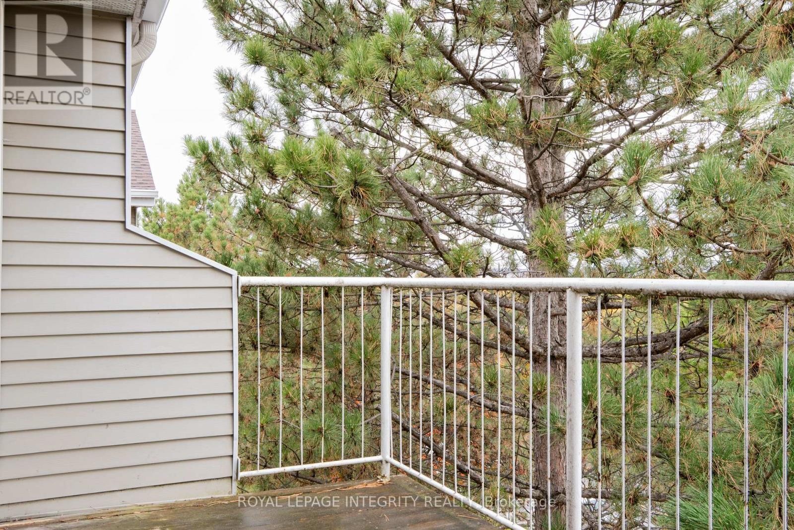 












406 - 270 BRITTANY DRIVE

,
Ottawa,




Ontario
K1K4M3

