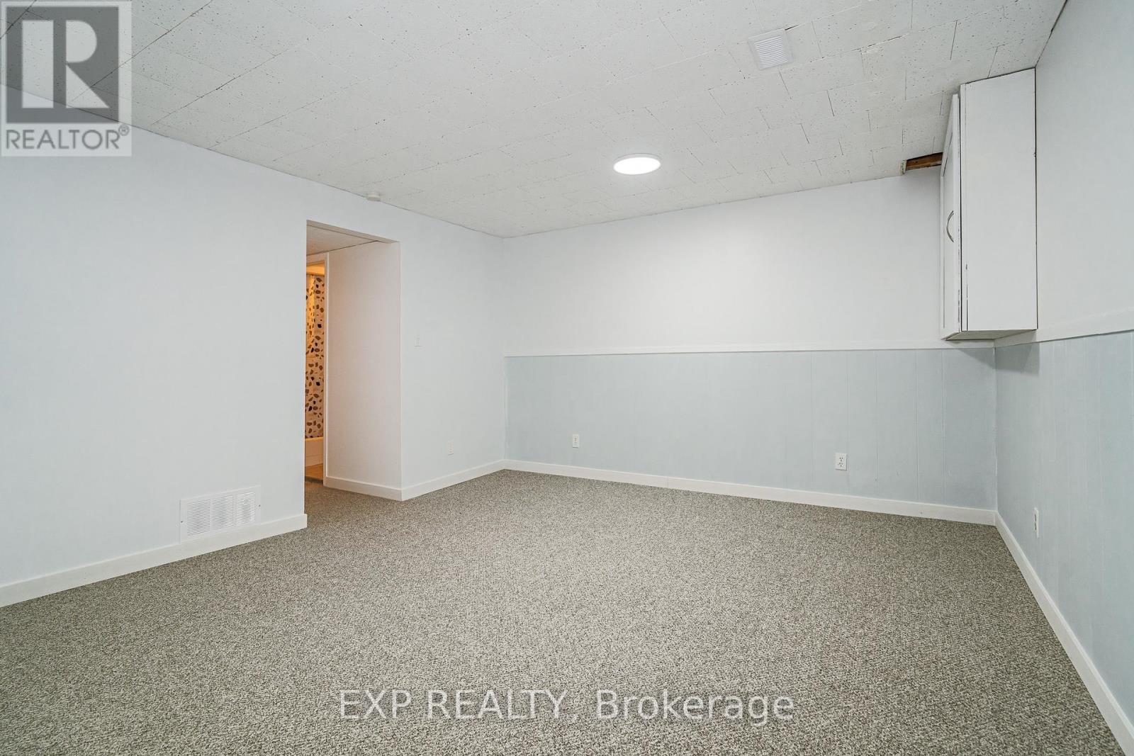 












1364 ST. JEAN STREET

,
Ottawa,




Ontario
K1C2E6

