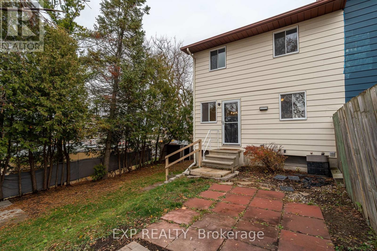 












1364 ST. JEAN STREET

,
Ottawa,




Ontario
K1C2E6

