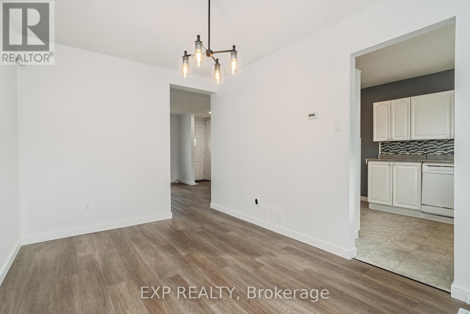 












1364 ST. JEAN STREET

,
Ottawa,




Ontario
K1C2E6

