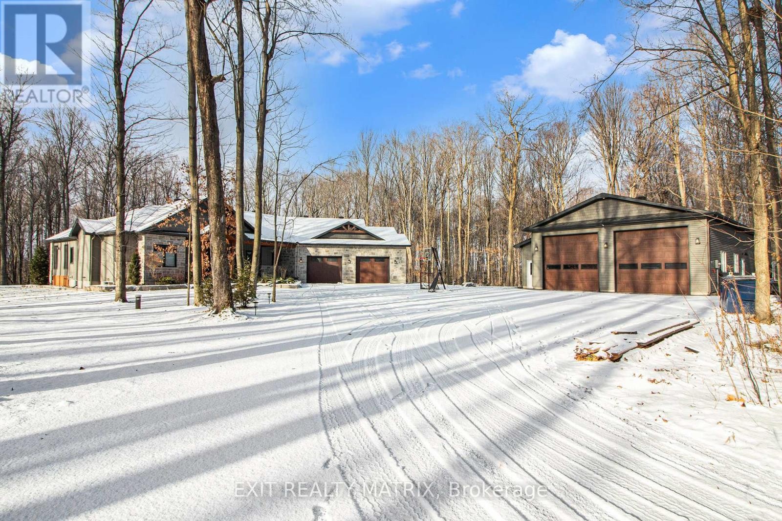 












1772 GROVES ROAD

,
Russell,




Ontario
K4R1E5

