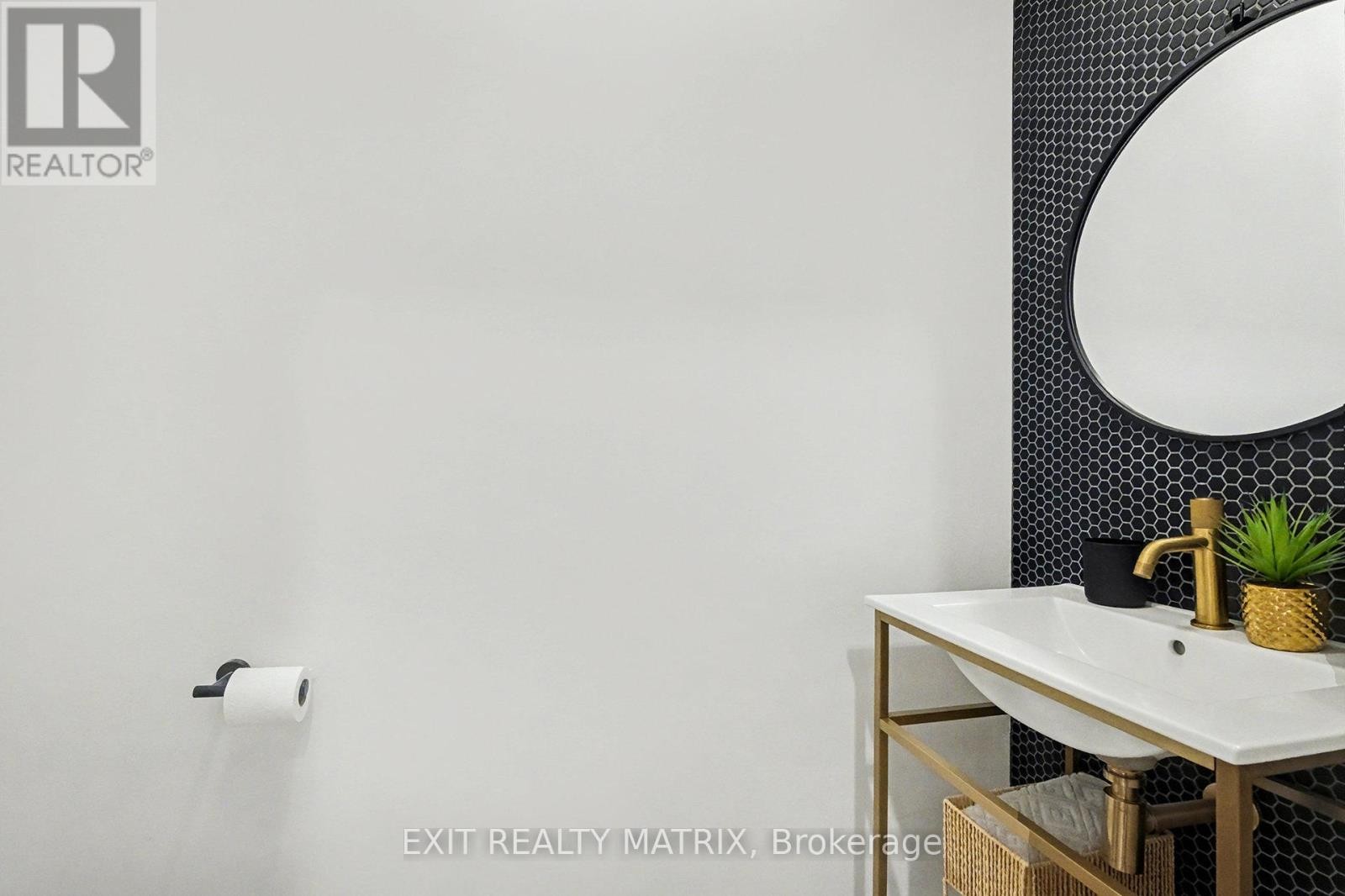 












1772 GROVES ROAD

,
Russell,




Ontario
K4R1E5

