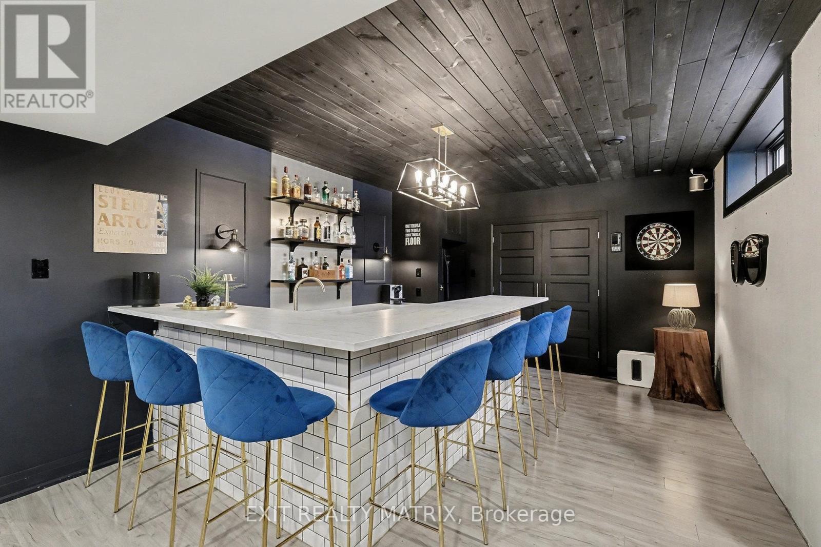 












1772 GROVES ROAD

,
Russell,




Ontario
K4R1E5

