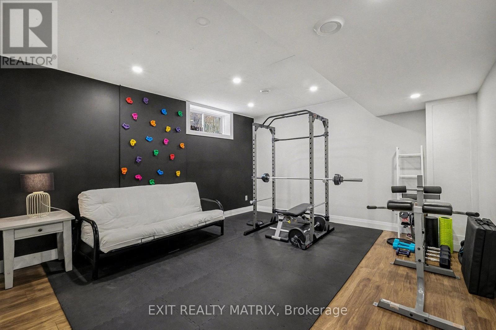 












1772 GROVES ROAD

,
Russell,




Ontario
K4R1E5

