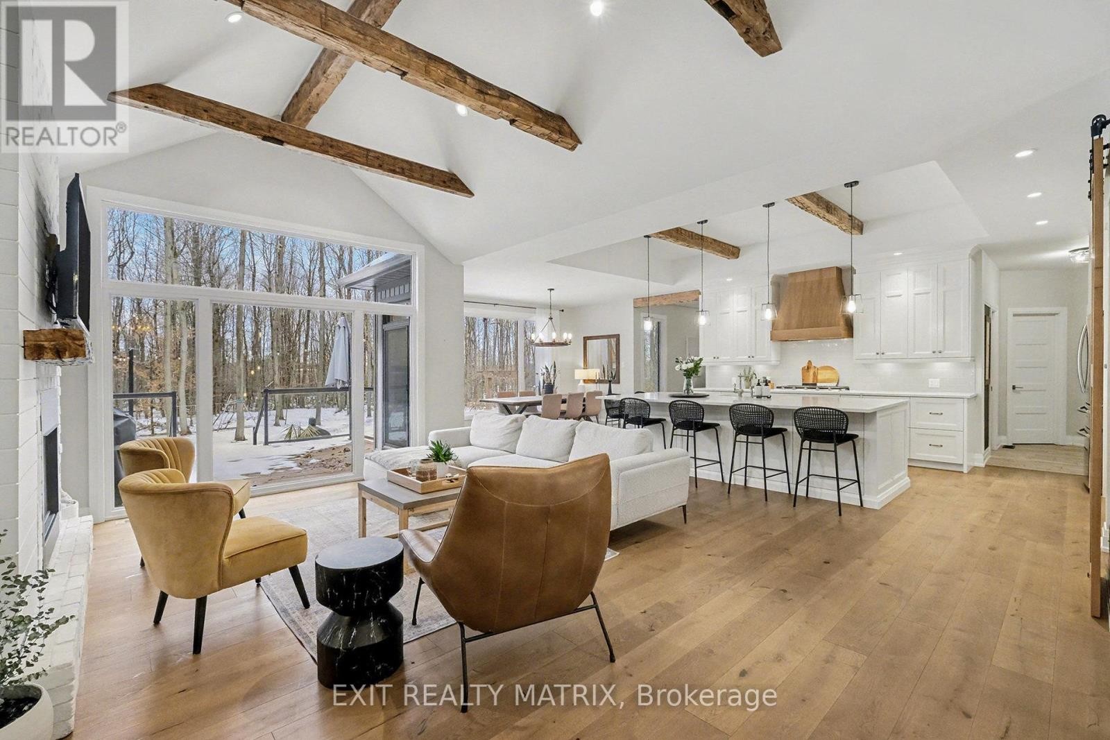 












1772 GROVES ROAD

,
Russell,




Ontario
K4R1E5

