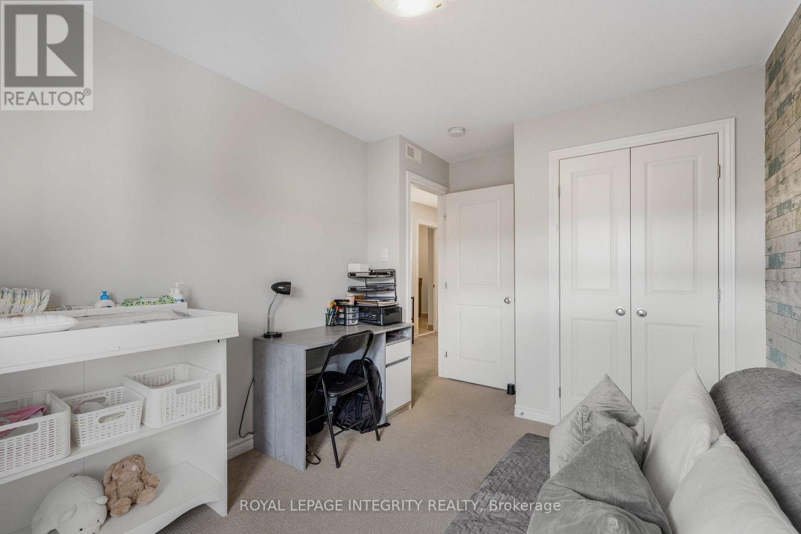 












125 CHAPERAL PRIVATE

,
Ottawa,




Ontario
K4A0Y2

