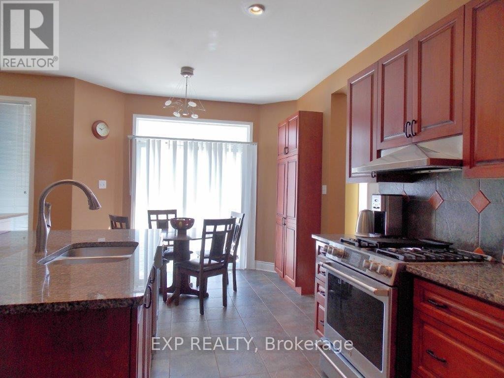 












129 ANNAPOLIS CIRCLE

,
Ottawa,




Ontario
K1V1Z3

