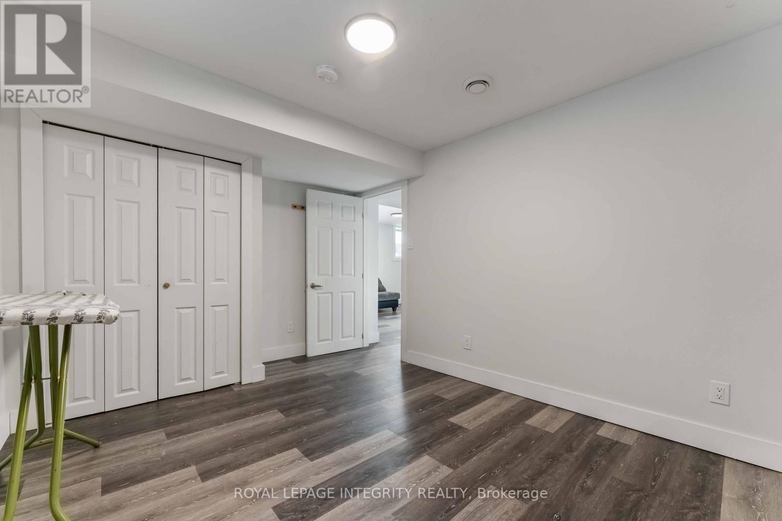 












B - 35 SHERRY LANE

,
Ottawa,




Ontario
K2G3L4

