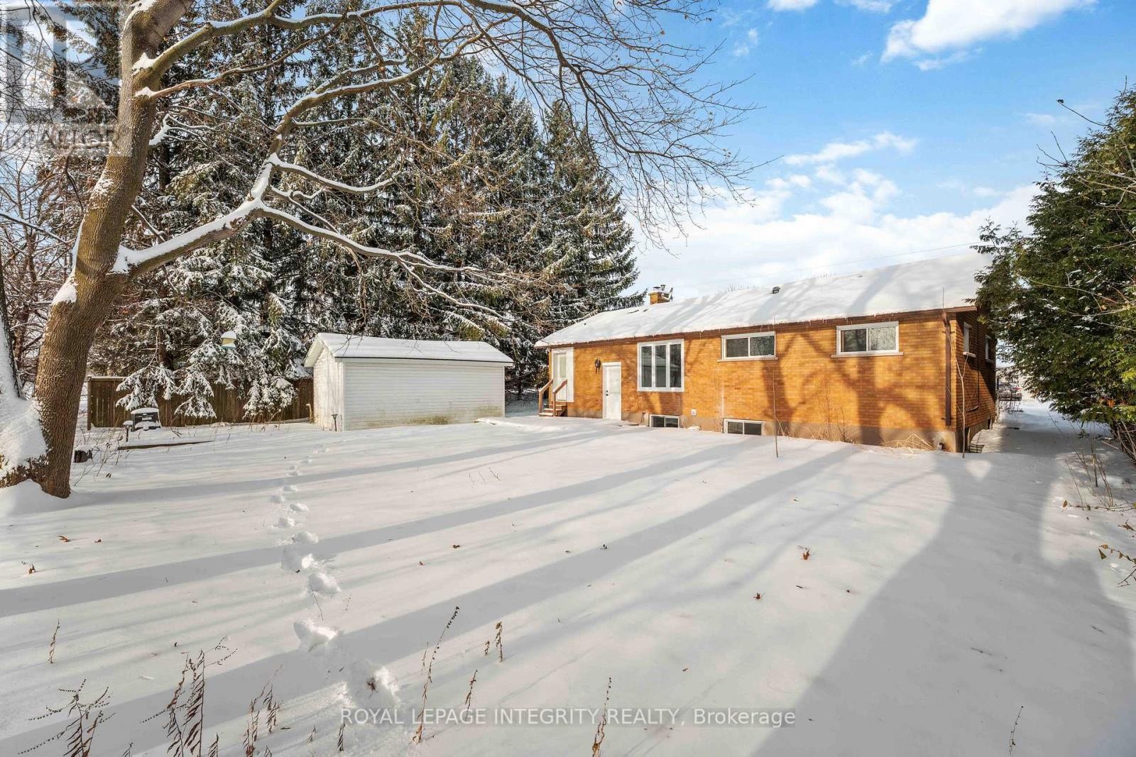 












B - 35 SHERRY LANE

,
Ottawa,




Ontario
K2G3L4

