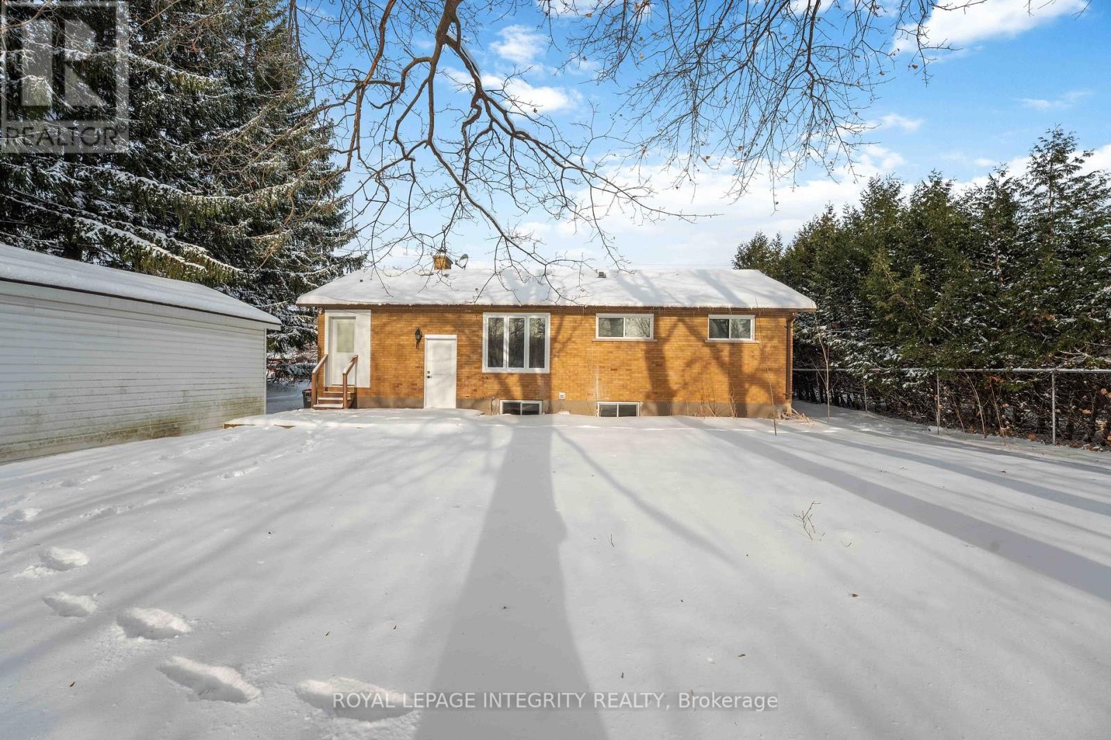 












B - 35 SHERRY LANE

,
Ottawa,




Ontario
K2G3L4

