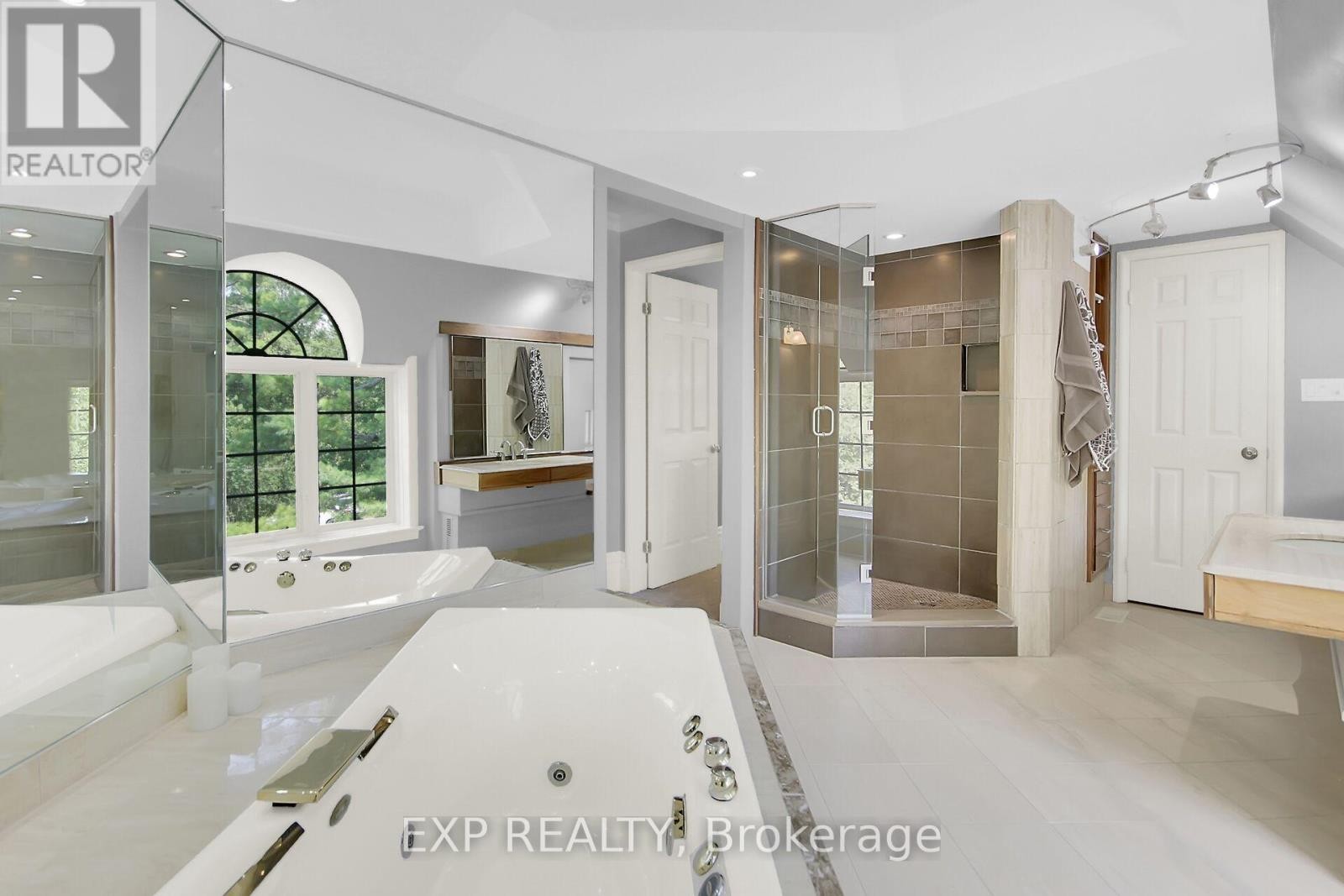 












3554 VAUGHAN SIDE ROAD

,
Ottawa,




Ontario
K0A1L0

