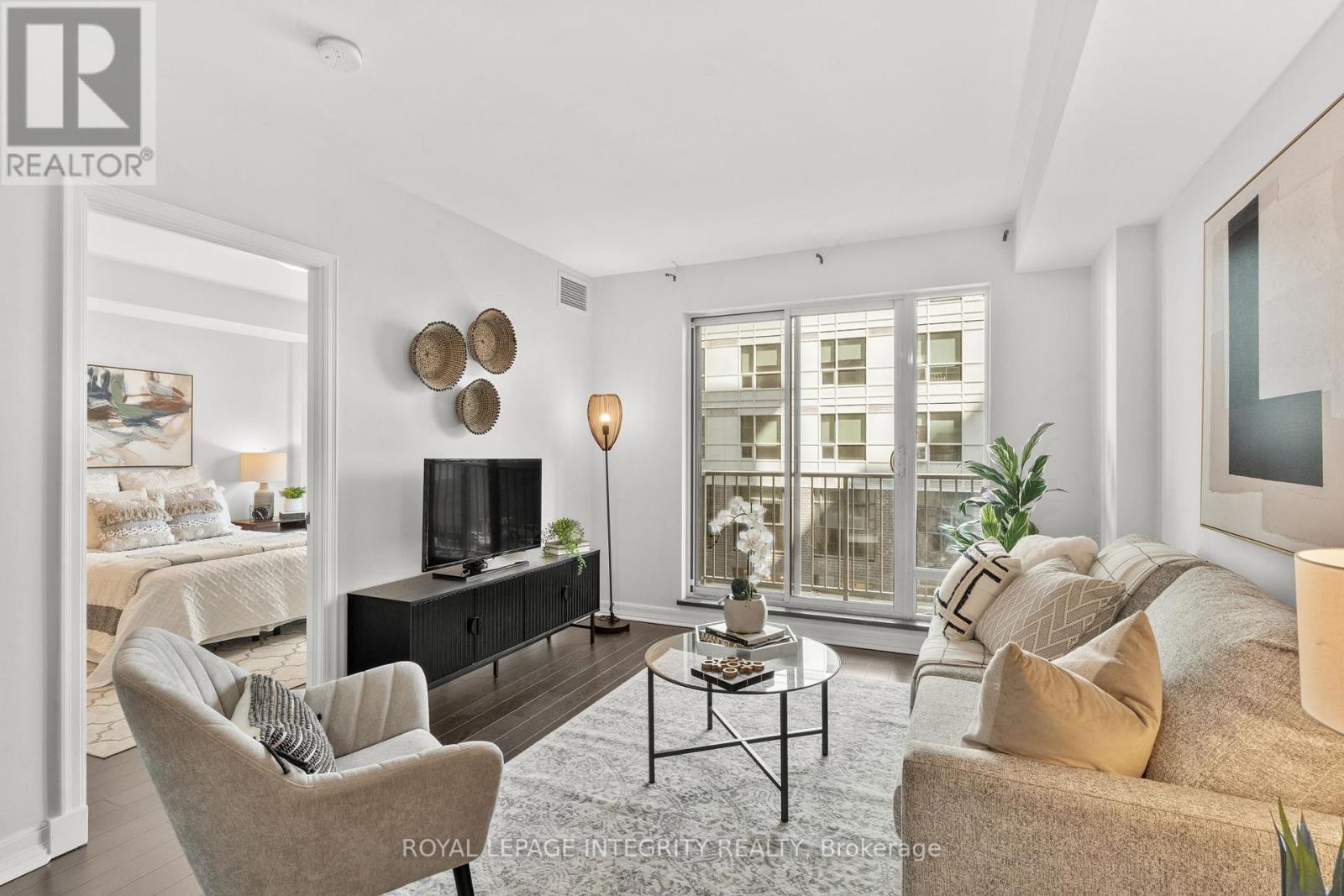 












309 - 200 BESSERER STREET N

,
Ottawa,




Ontario
K1N0A7

