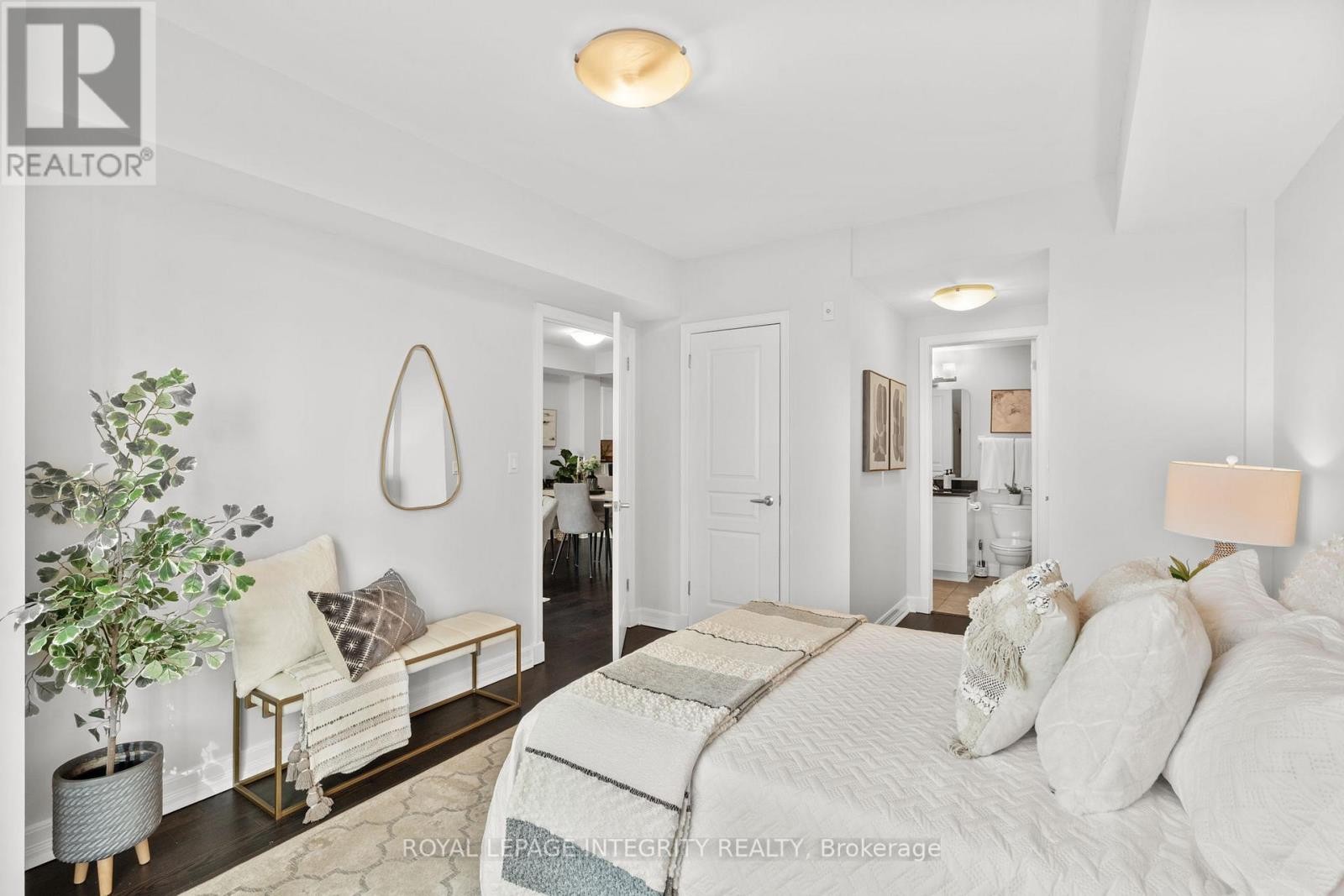 












309 - 200 BESSERER STREET N

,
Ottawa,




Ontario
K1N0A7

