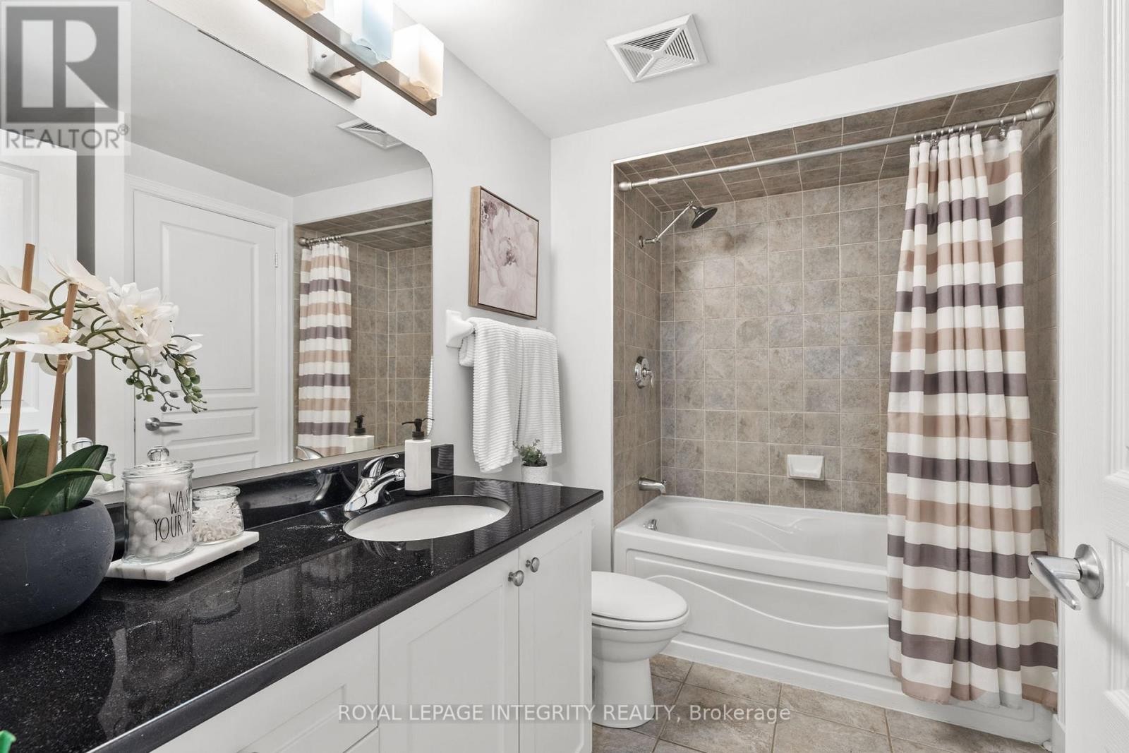 












309 - 200 BESSERER STREET N

,
Ottawa,




Ontario
K1N0A7

