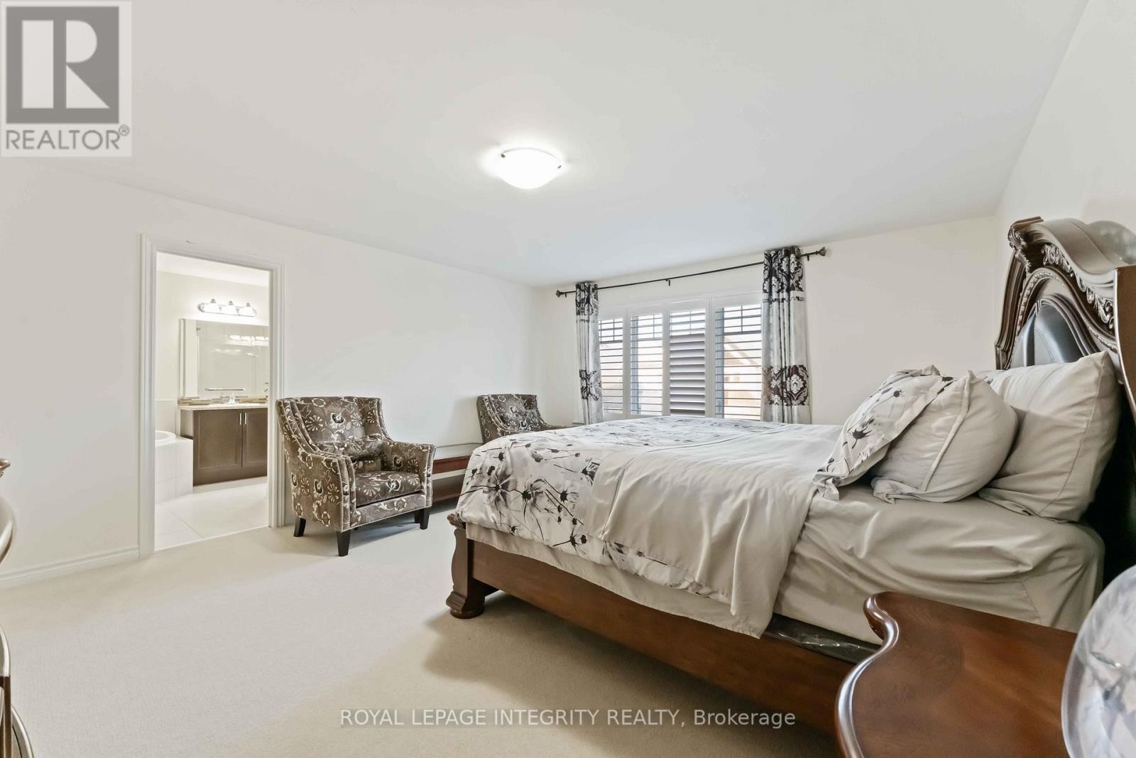 












561 EGRET WAY

,
Ottawa,




Ontario
K2J0E3

