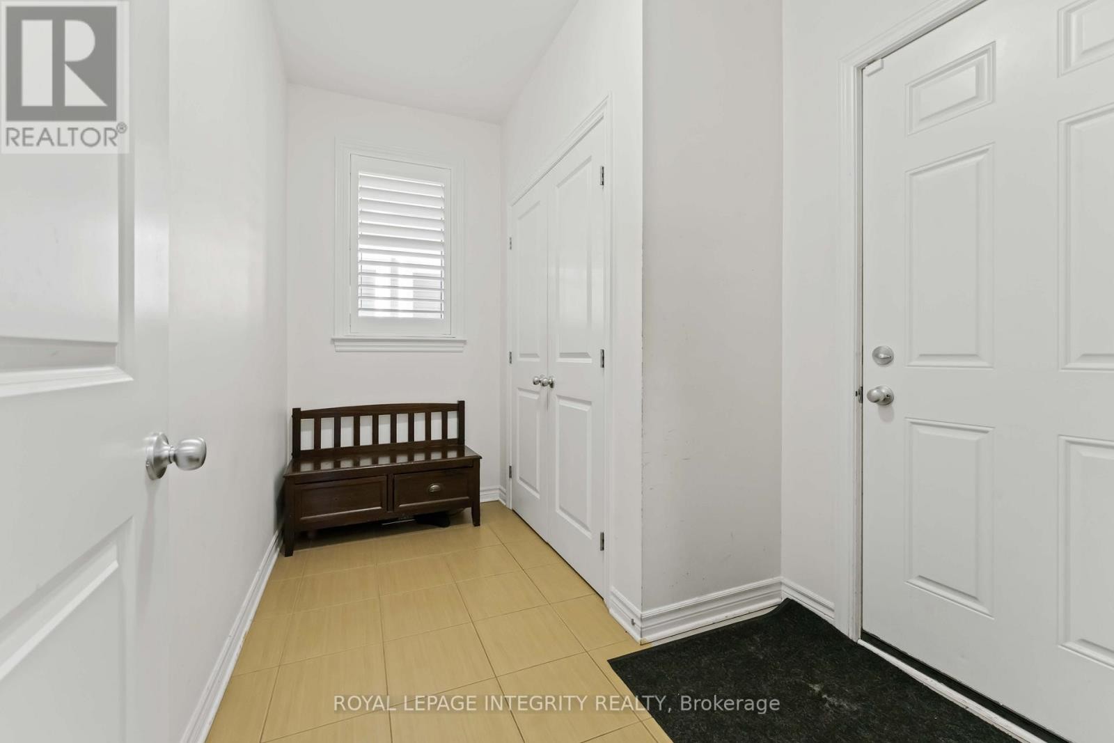 












561 EGRET WAY

,
Ottawa,




Ontario
K2J0E3

