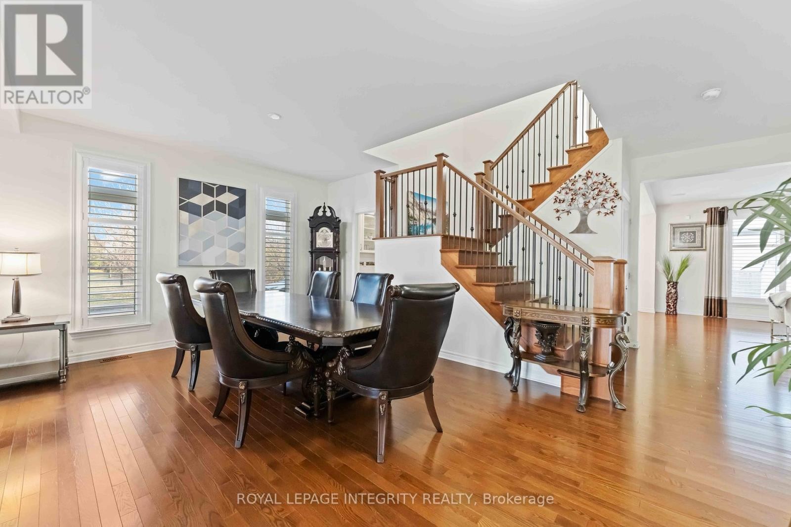 












561 EGRET WAY

,
Ottawa,




Ontario
K2J0E3

