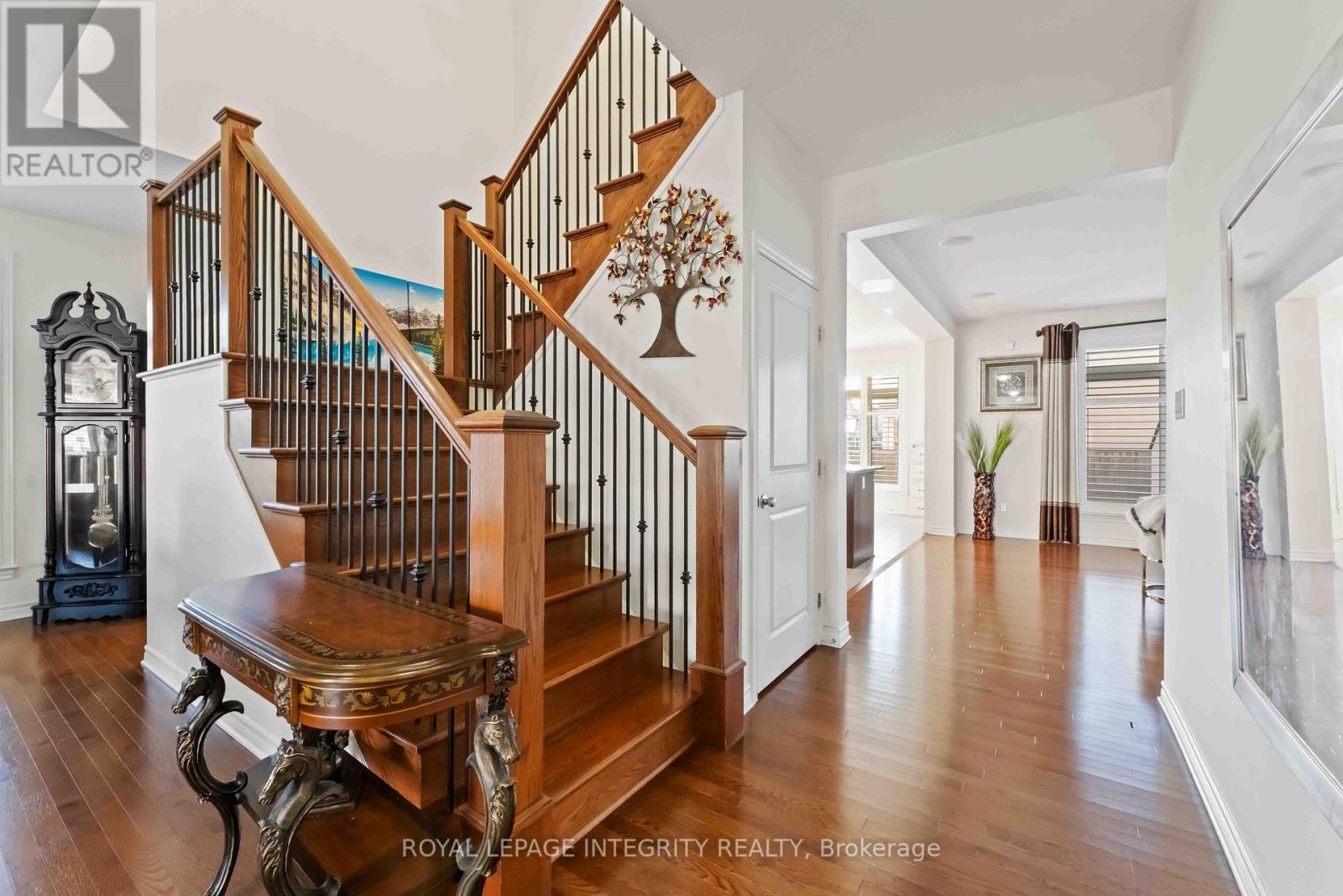 












561 EGRET WAY

,
Ottawa,




Ontario
K2J0E3

